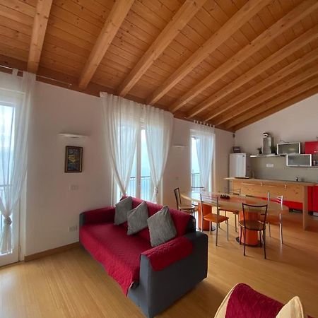 Luxury Penthouse With Big Terrace Apartment Argegno Exterior foto