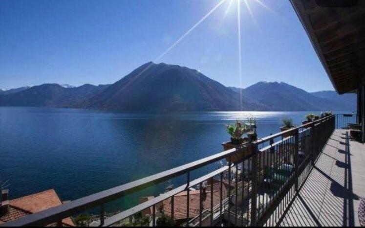 Luxury Penthouse With Big Terrace Apartment Argegno Exterior foto